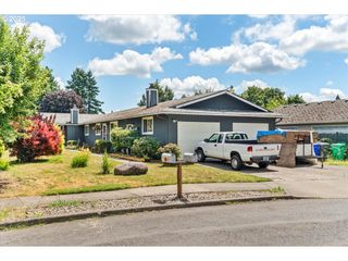 1146 Se 149TH Pl, Portland, OR 97233