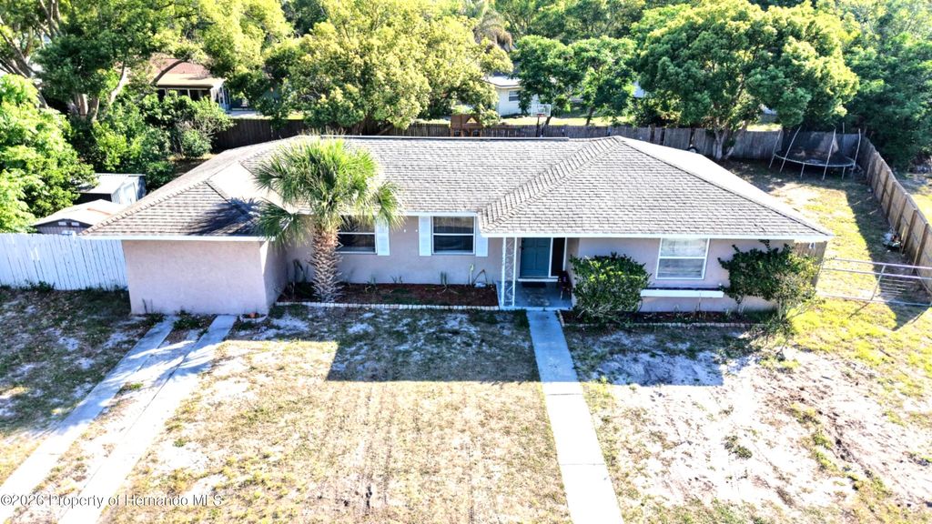 7670 Pinehurst Drive, Spring Hill, FL 34606
