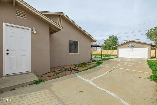 39047 Juniper Tree Road, Palmdale, CA 93551