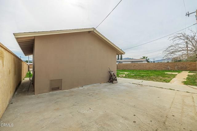 39047 Juniper Tree Road, Palmdale, CA 93551