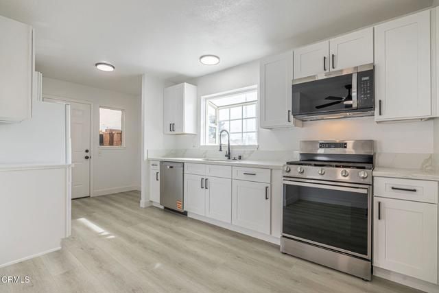 39047 Juniper Tree Road, Palmdale, CA 93551