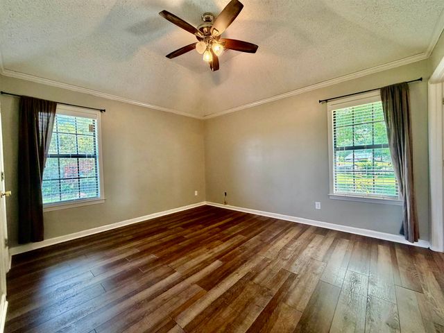 515 MEBANE RD, Oakland, TN 38060