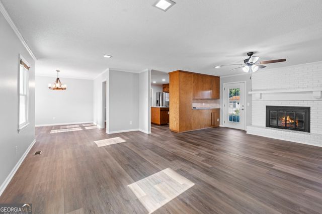 1729 Milton Way, Perry, GA 31069