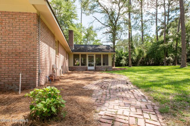 1075 Wildwood Road, Waycross, GA 31503
