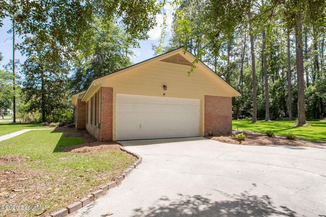 1075 Wildwood Road, Waycross, GA 31503