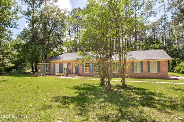 1075 Wildwood Road, Waycross, GA 31503