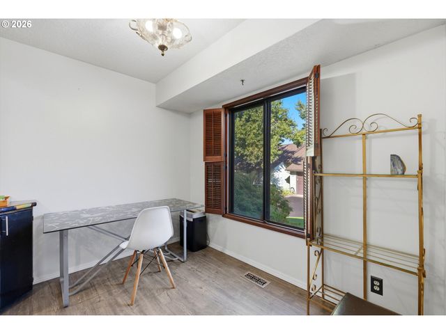 4230 Ne 125TH Pl, Portland, OR 97230