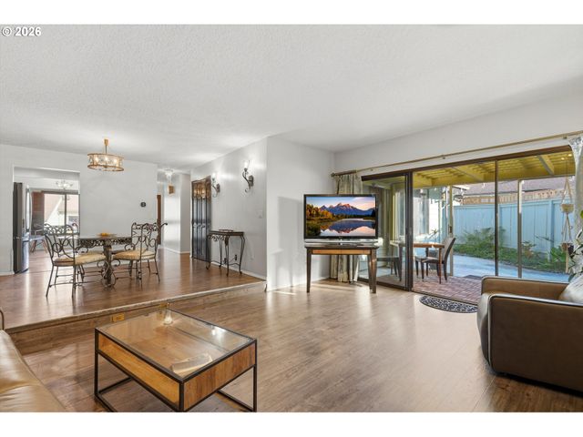 4230 Ne 125TH Pl, Portland, OR 97230
