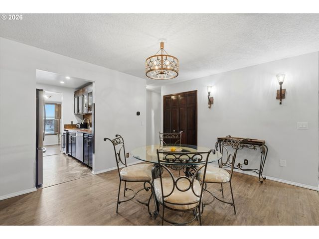 4230 Ne 125TH Pl, Portland, OR 97230