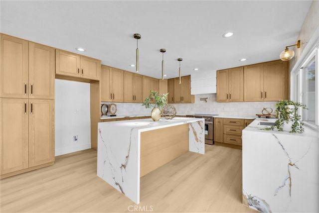 944 East Bastanchury Road, Placentia, CA 92870