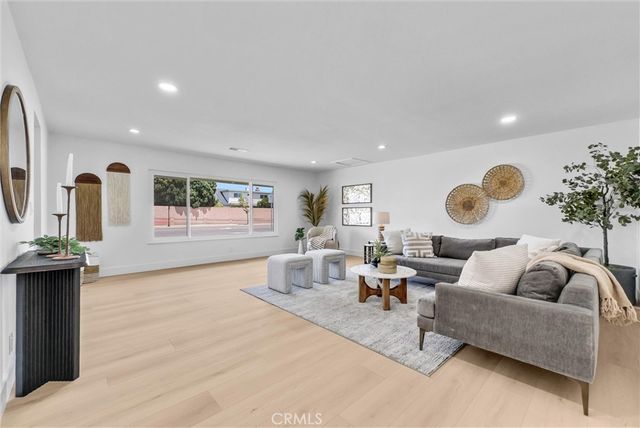 944 East Bastanchury Road, Placentia, CA 92870