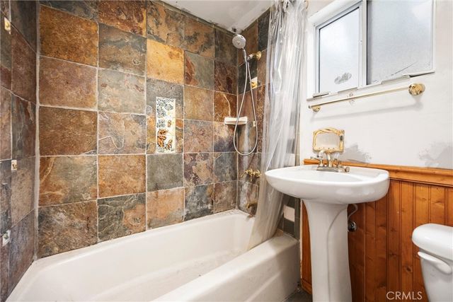 320 Flower Drive, Lake Arrowhead, CA 92352
