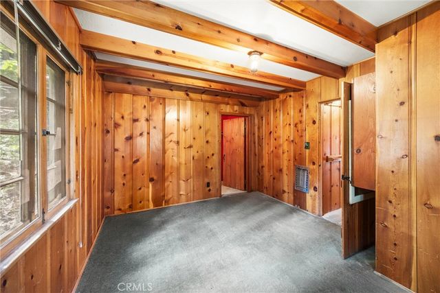 320 Flower Drive, Lake Arrowhead, CA 92352