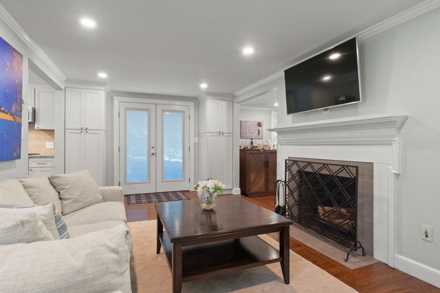 29 Robert Street, Wakefield, MA 01880
