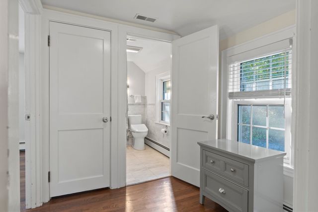 29 Robert Street, Wakefield, MA 01880