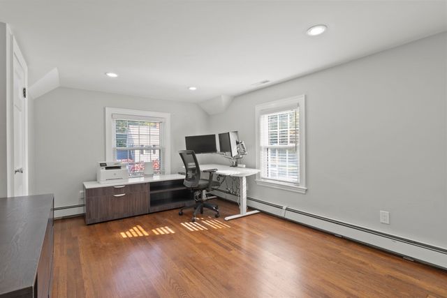 29 Robert Street, Wakefield, MA 01880