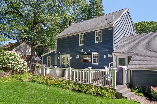 29 Robert Street, Wakefield, MA 01880