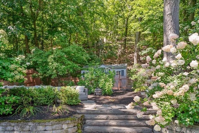 29 Robert Street, Wakefield, MA 01880