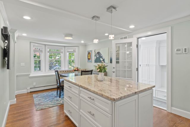 29 Robert Street, Wakefield, MA 01880