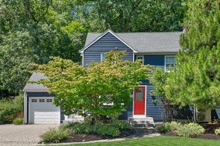 29 Robert Street, Wakefield, MA 01880