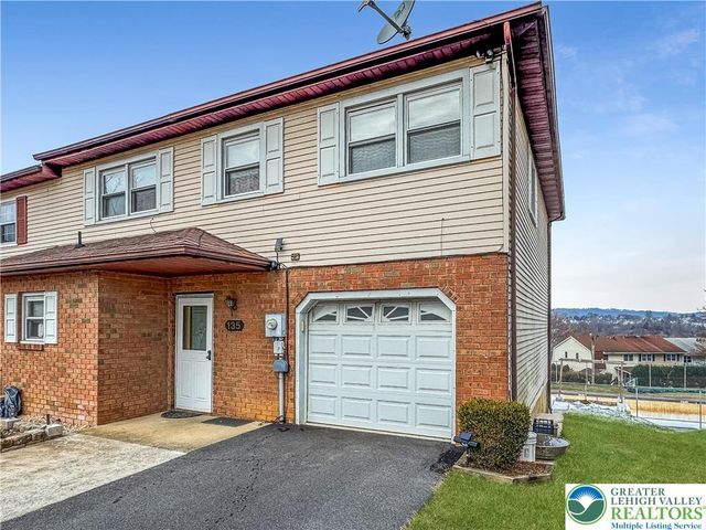 135 High Point Lane, Easton, PA 18042