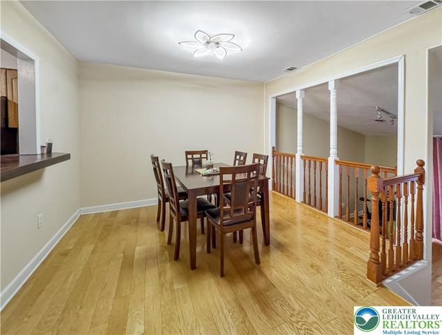 135 High Point Lane, Easton, PA 18042