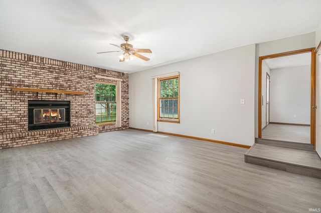 508 Lura Circle, Milford, IN 46542