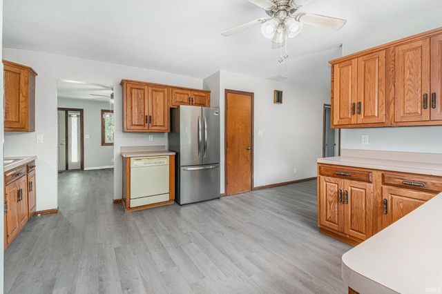 508 Lura Circle, Milford, IN 46542