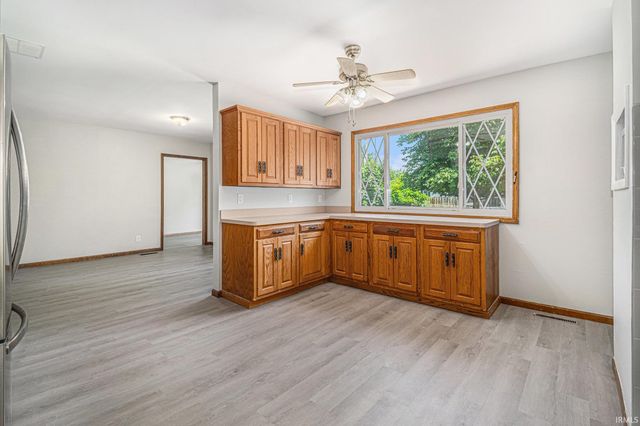 508 Lura Circle, Milford, IN 46542