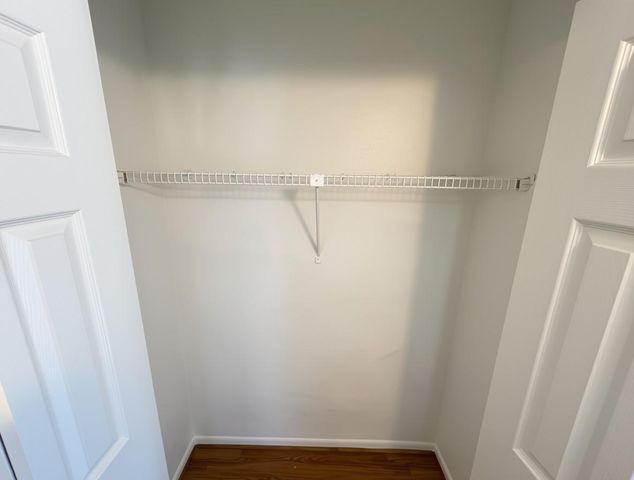 3015 Walnut Bend Ln apt 26, Houston, TX 77042