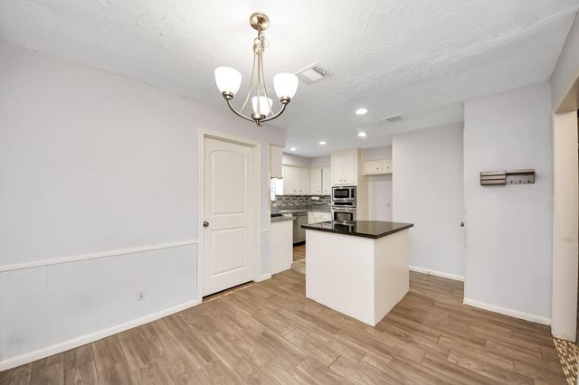 12907 Rolling Valley Drive, Cypress, TX 77429