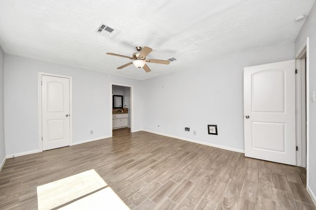 12907 Rolling Valley Drive, Cypress, TX 77429