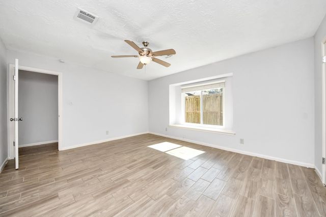 12907 Rolling Valley Drive, Cypress, TX 77429
