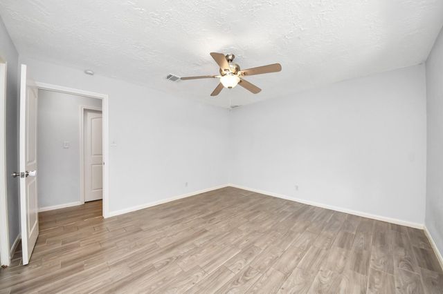 12907 Rolling Valley Drive, Cypress, TX 77429