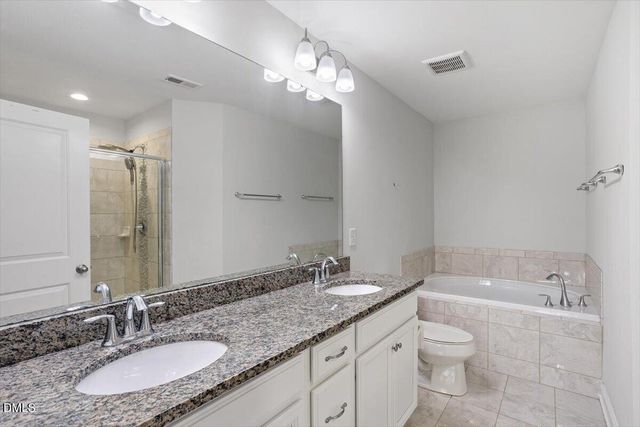 205 Castien Cove Place, Apex, NC 27539