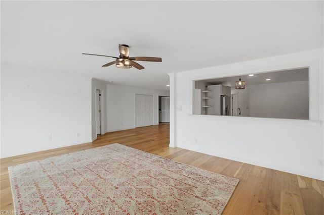 143 Harbor Watch DR, Chesapeake, VA 23320