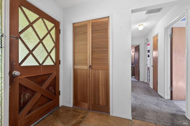 410 E Railroad Ave, Cotati, CA 94931