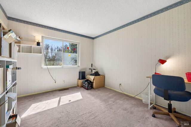 410 E Railroad Ave, Cotati, CA 94931