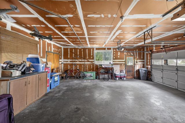 410 E Railroad Ave, Cotati, CA 94931