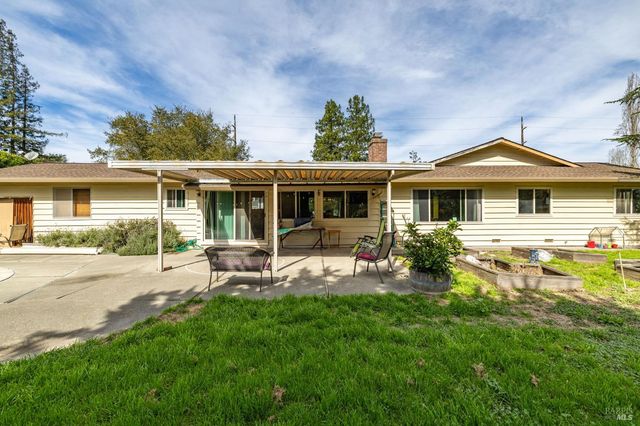 410 E Railroad Ave, Cotati, CA 94931