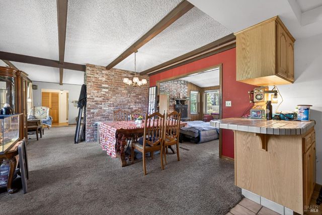 410 E Railroad Ave, Cotati, CA 94931