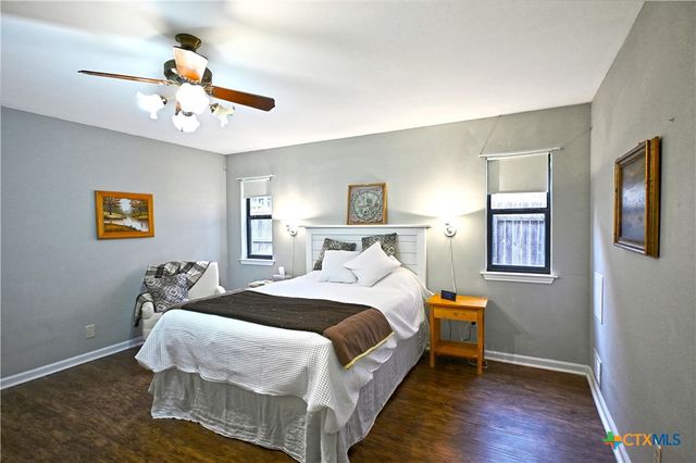 240 Oak Court, New Braunfels, TX 78132