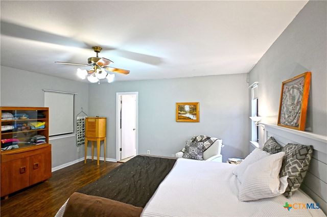 240 Oak Court, New Braunfels, TX 78132