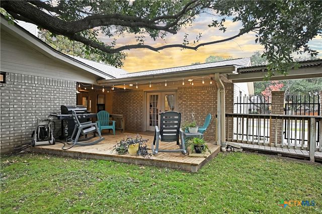 240 Oak Court, New Braunfels, TX 78132