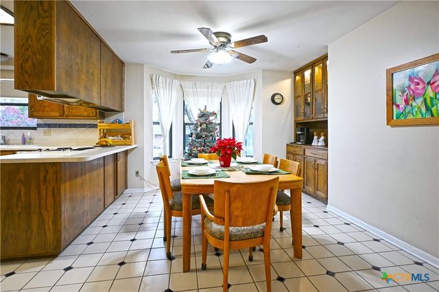 240 Oak Court, New Braunfels, TX 78132