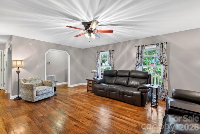 47 Royal Oaks Road, Arden, NC 28704