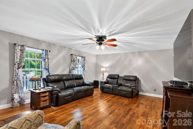 47 Royal Oaks Road, Arden, NC 28704