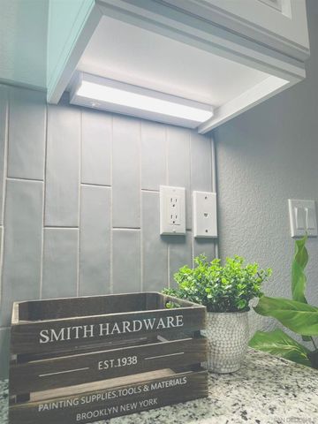 9605 Mondrian Ln, Riverside, CA 92508