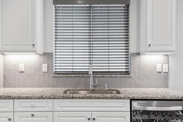 9605 Mondrian Ln, Riverside, CA 92508