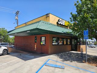 1950 Eureka Way, Redding, CA 96001